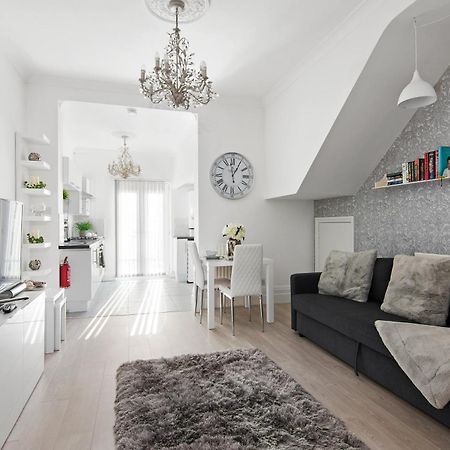 The Roost Group - Stylish Apartments Gravesend Exterior foto